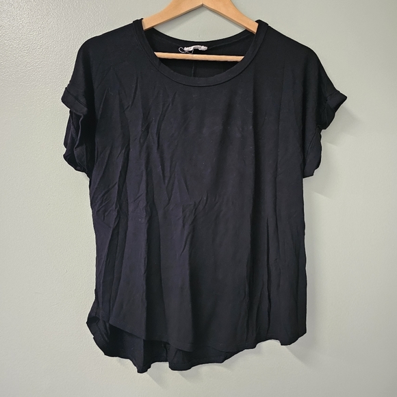 Black roll tab tee - Picture 1 of 2